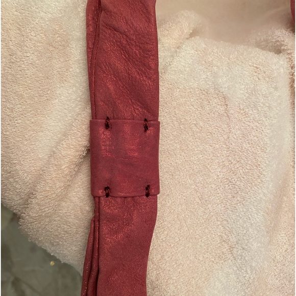 This is a NWT shimmery pink leather shoulder bag by Corso Como Crossbody Purse - Picture 4 of 11